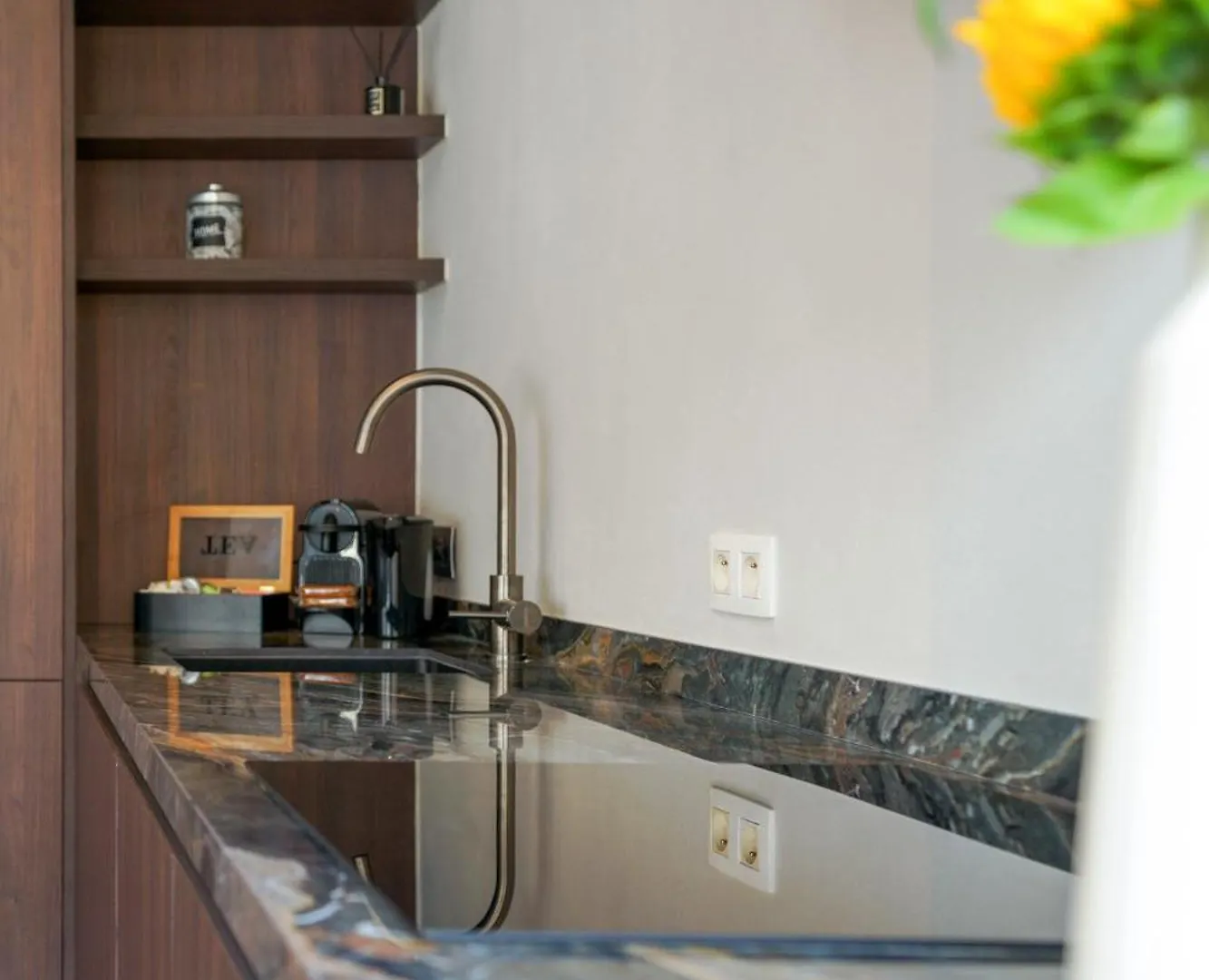 Classy Parkview Flat Antwerp Apartment